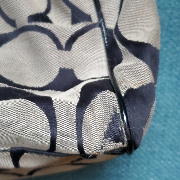 Coach Handbag - Picture 10 of 14